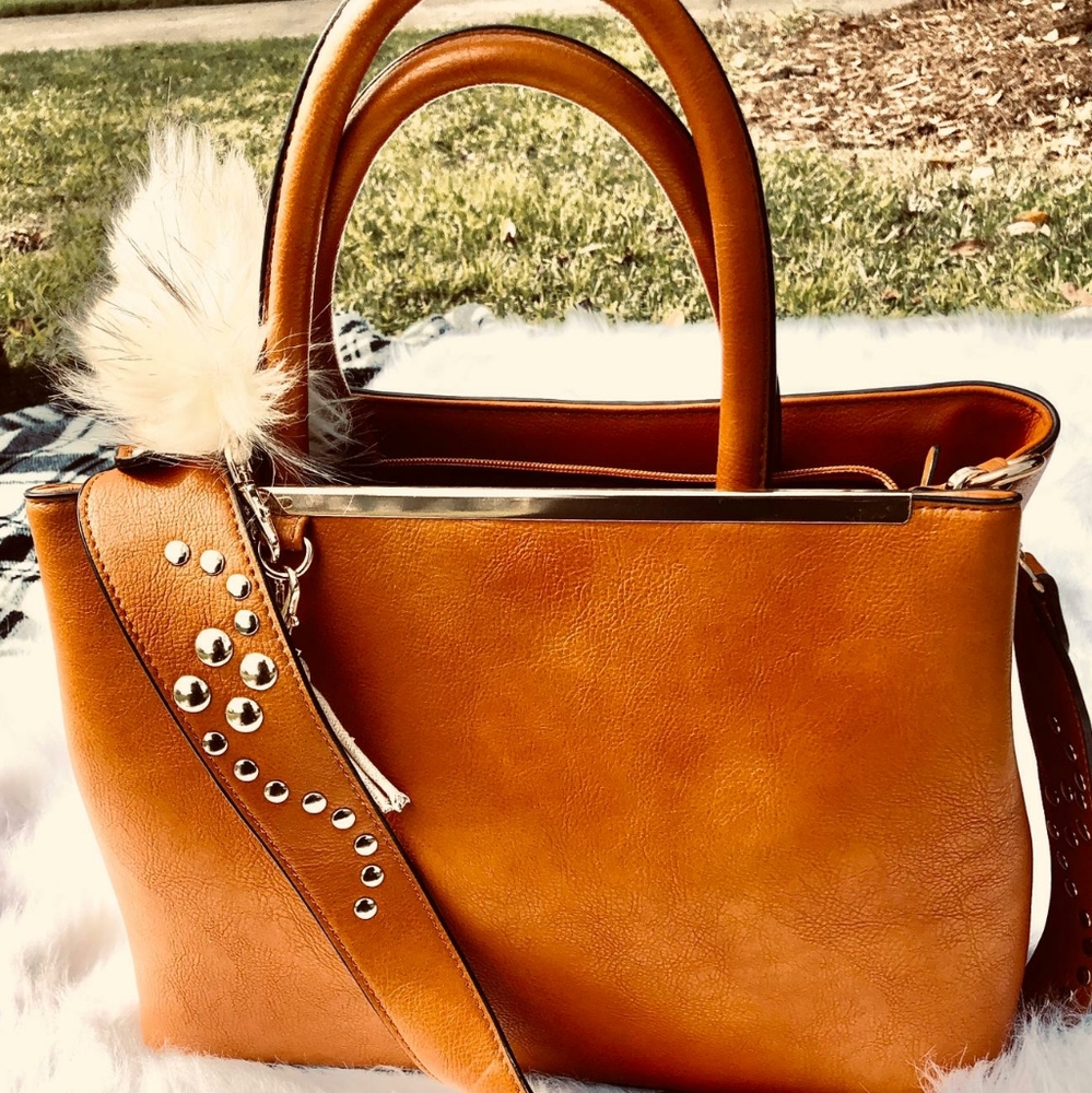 Stylish Leather Hand Bag - image 3